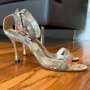 Manolo Blahnik silver floral sandals, size 37.5